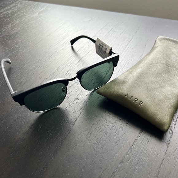 NWT Aire 54mm Stratosphere Sunglasses - Matte Black - Picture 1 of 4